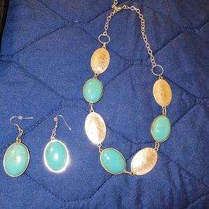 Turquoise Necklace/Earrings Set